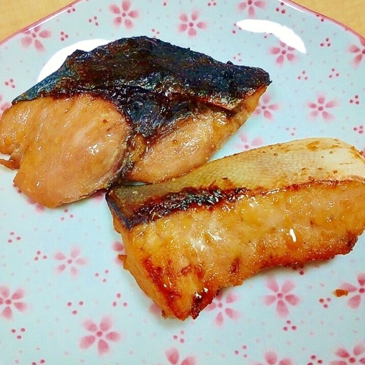 ポリ袋で簡単 ぶりの柚子味噌漬け焼き レシピ 作り方 By もちゃ子 楽天レシピ ポリ袋で簡単 ぶりの柚子味噌漬け焼き レシピ 作り方 By もちゃ子 楽天レシピ